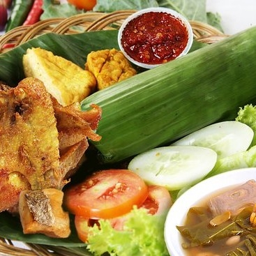 Nasi Timbel Komplit