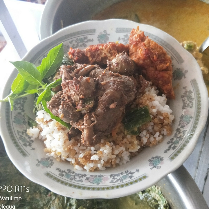 Nasi Tiwul Lauk Ayam