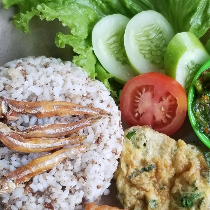 Nasi To Telor Mendoan