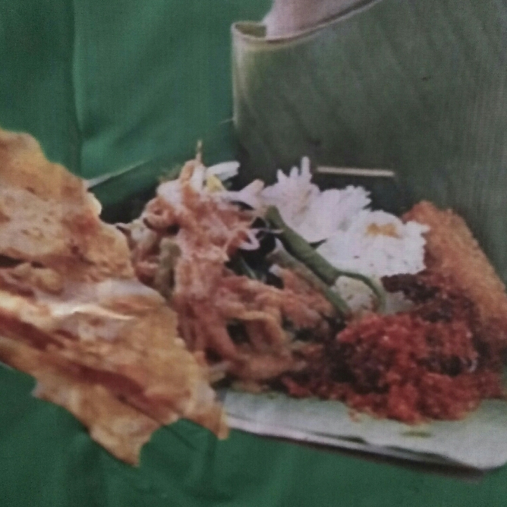 Nasi Tumpang Peyek