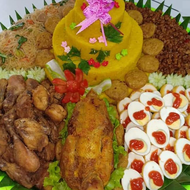 Nasi Tumpeng 3