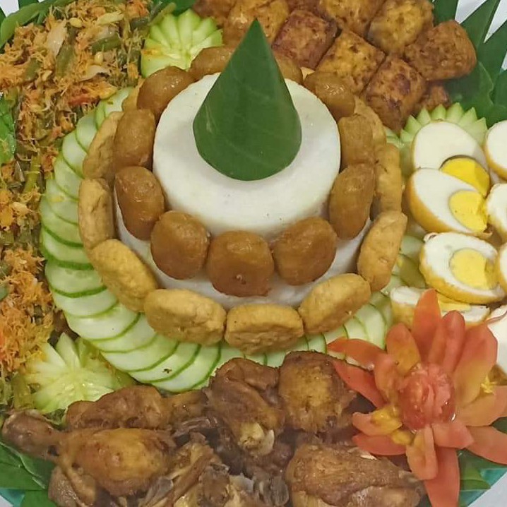 Nasi Tumpeng 5