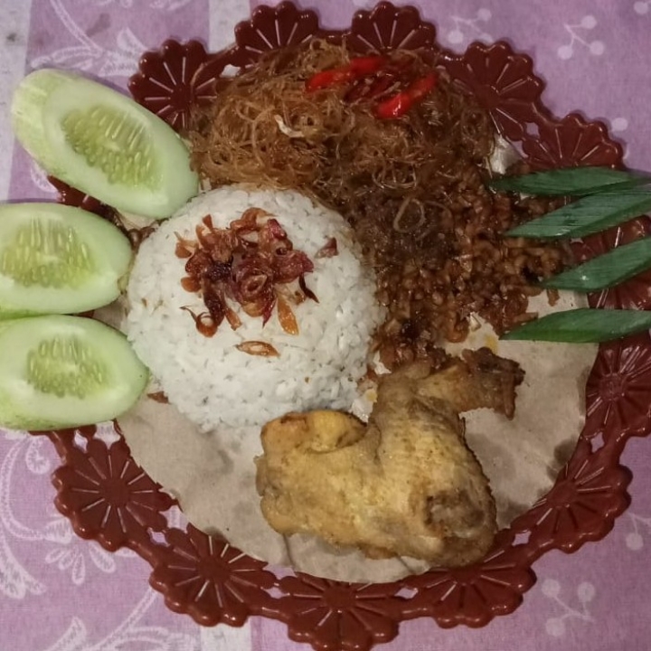 Nasi Uduk 2gorengan