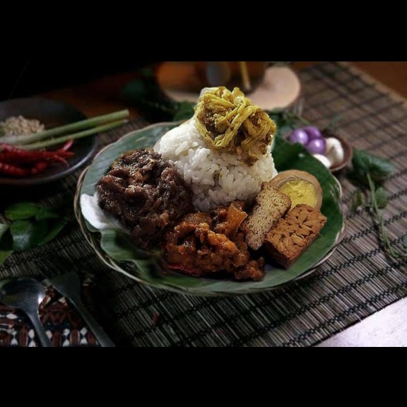 Nasi Uduk Ati Goreng