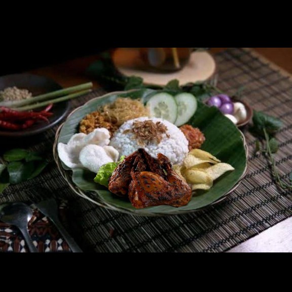 Nasi Uduk Ayam Bakar