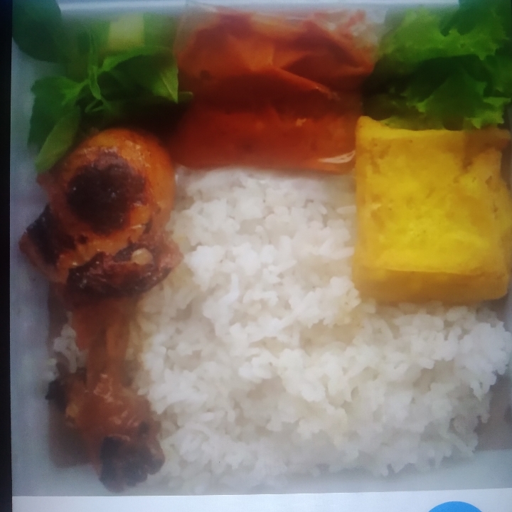 Nasi Uduk Ayam Bakar