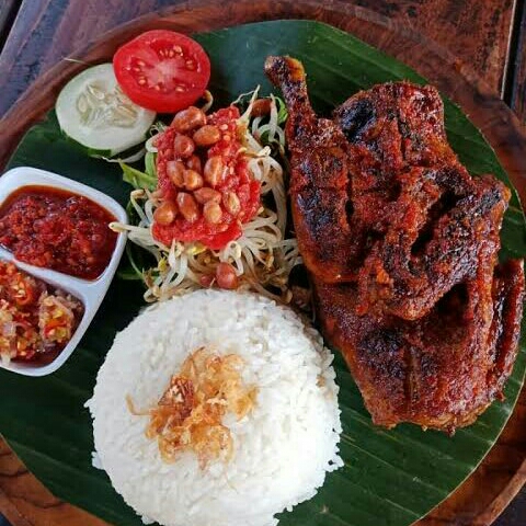 Nasi Uduk Bebek Bakar