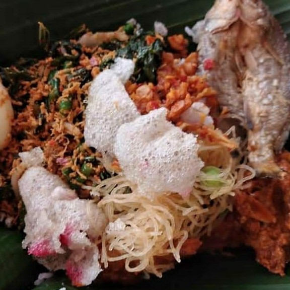 Nasi Urap Ayam