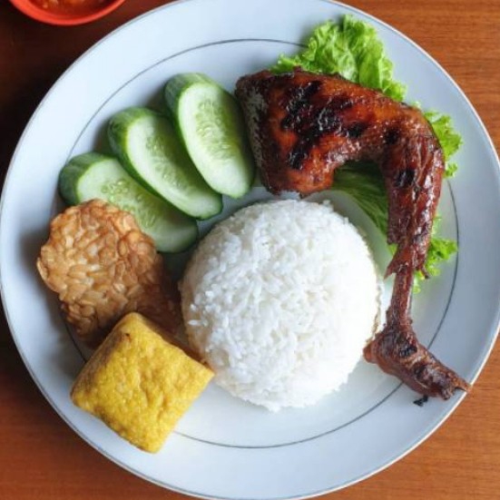 Nasi ayam Bakar