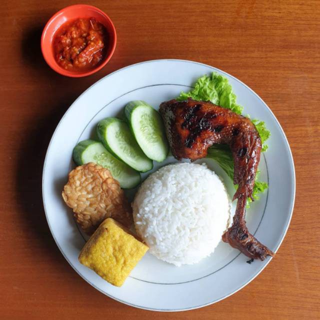 Nasi ayam bakar