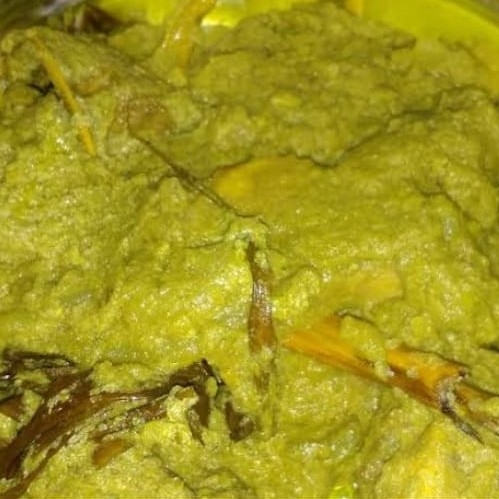 Nasi ayam gulai singgang