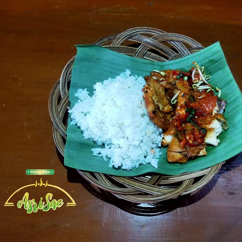 Nasi ayam tempe penyet