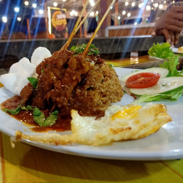 Nasi goreng Sate Ayam