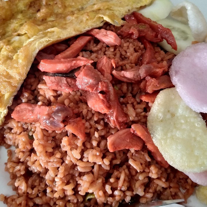 Nasi goreng Sosis Telur 