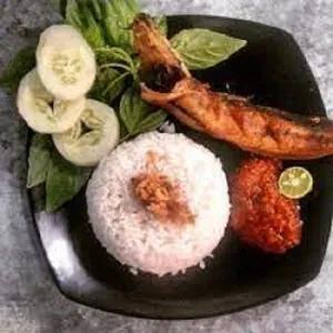 Nasi ikan Lele Goreng Garing Medium