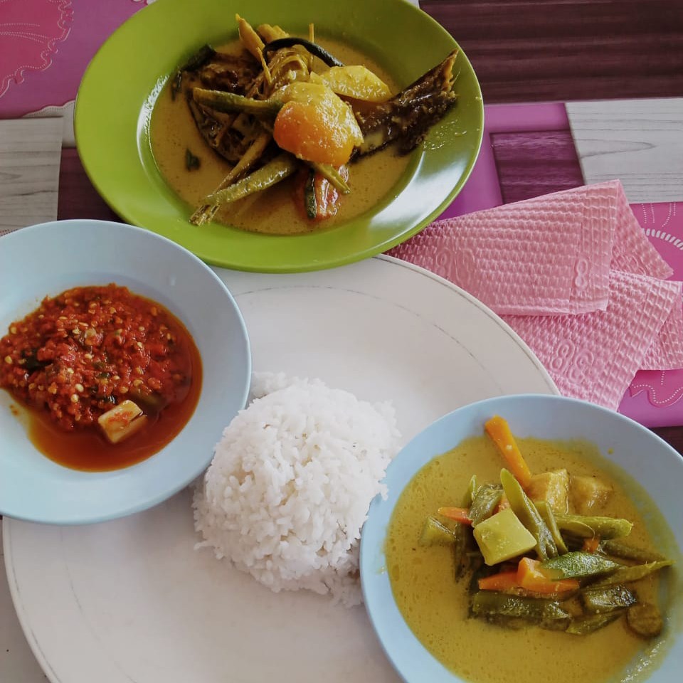 Nasi ikan Saleh