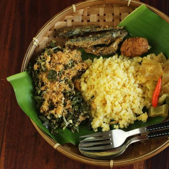 Nasi jagung ikan asin