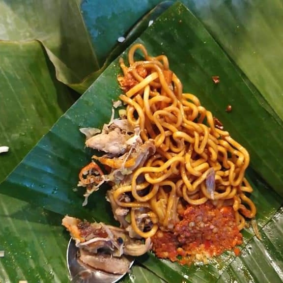 Nasi jinggo ayam asap