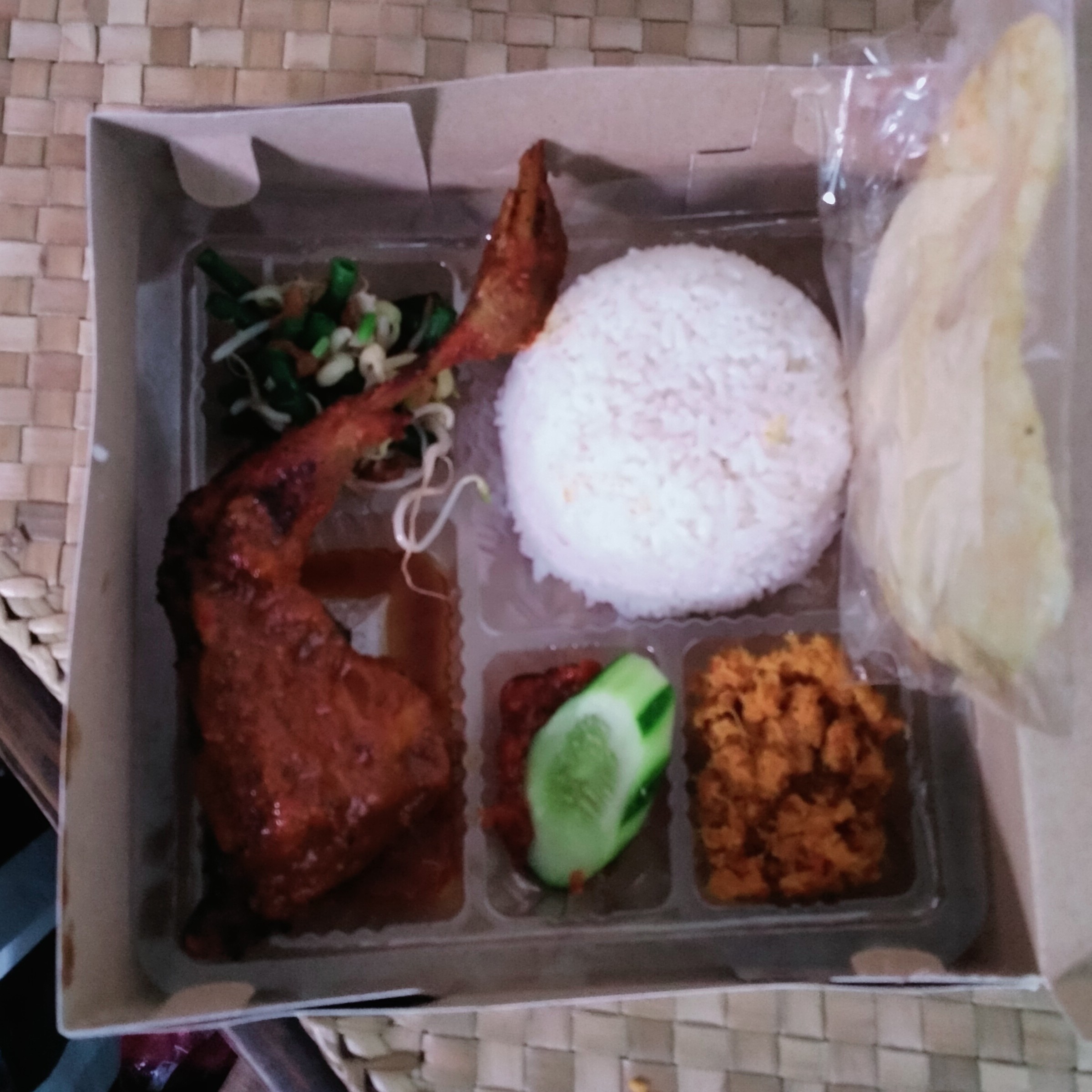 Nasi kotak ayam bakar