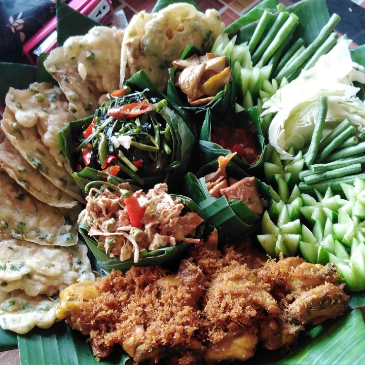 Nasi liwet komplit