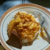 Nasi sambel goreng empal