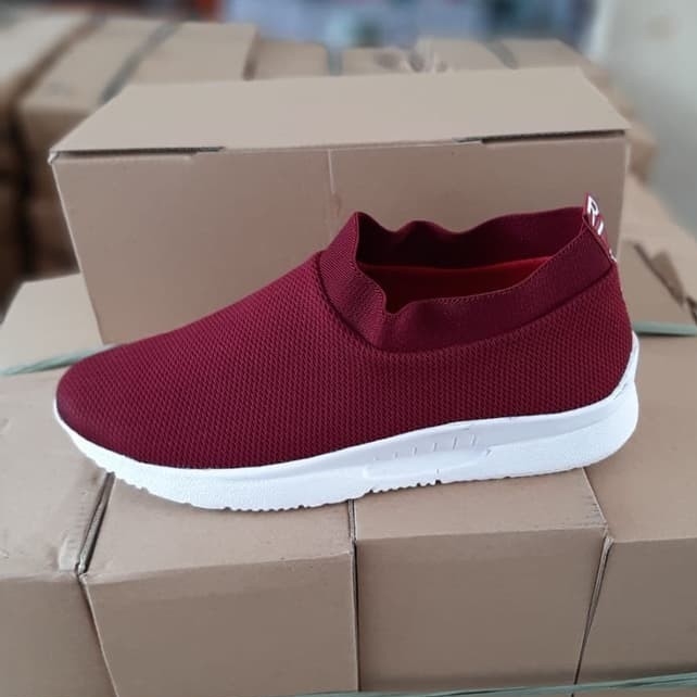 New Slip On Pegasus - Maroon 2