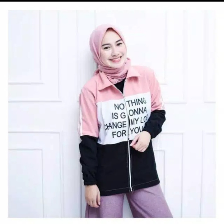 Nothing jaket zipper wanita