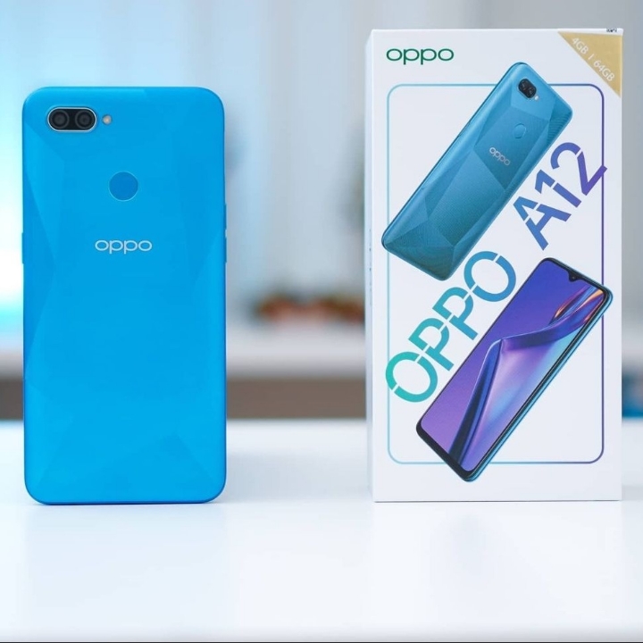 OPPO A12