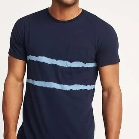 Old navy T-shirt