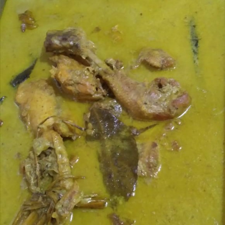 Opor Ayam Kampung