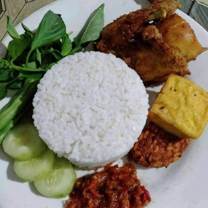 PAKET AYAM GORENG