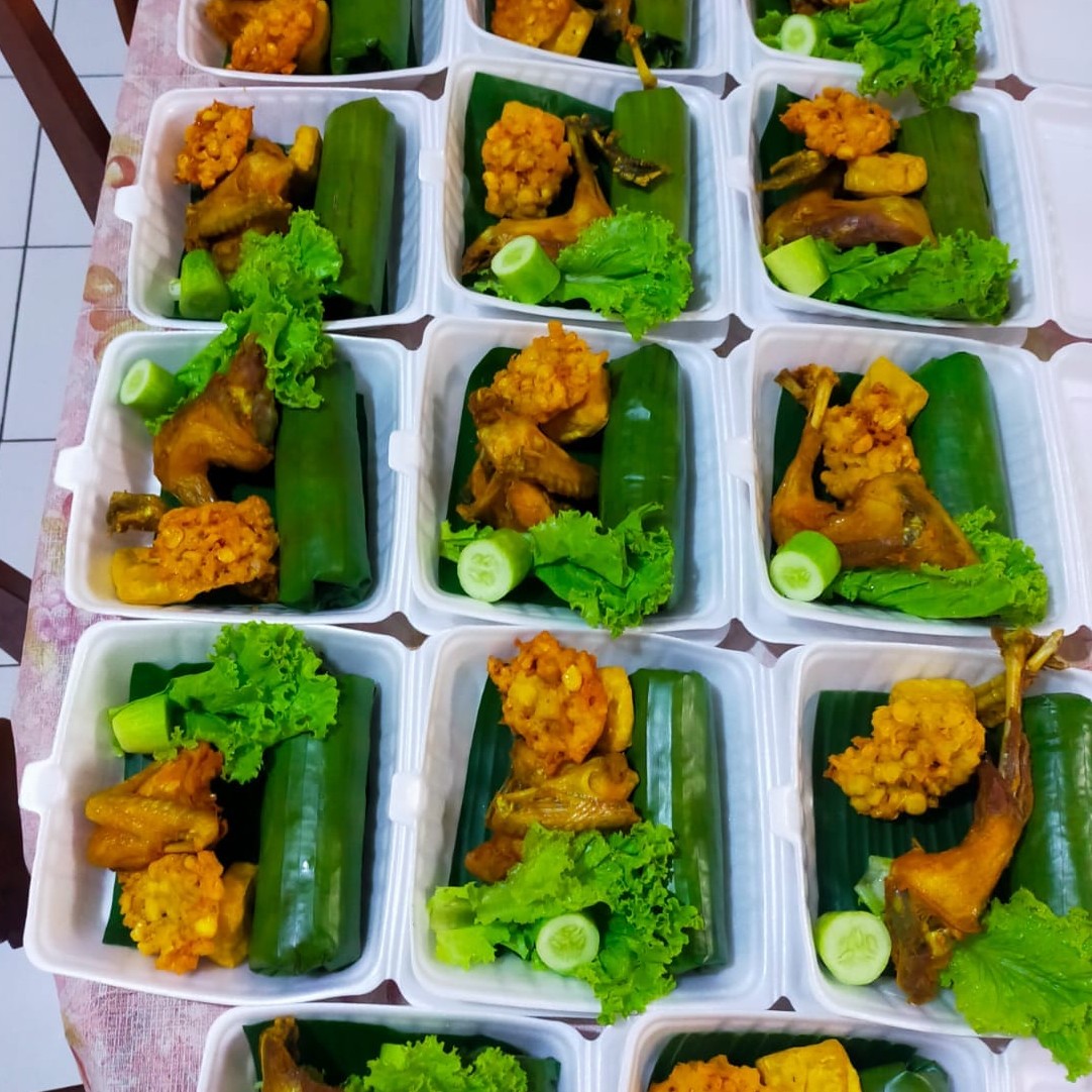 PAKET AYAM KAMPUNG GORENG