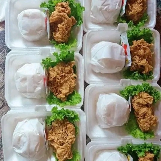 PAKET NASI CHICKEN