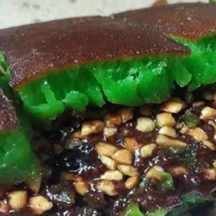 PANDAN KACANG COKLAT