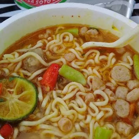 PENTUL POP MIE