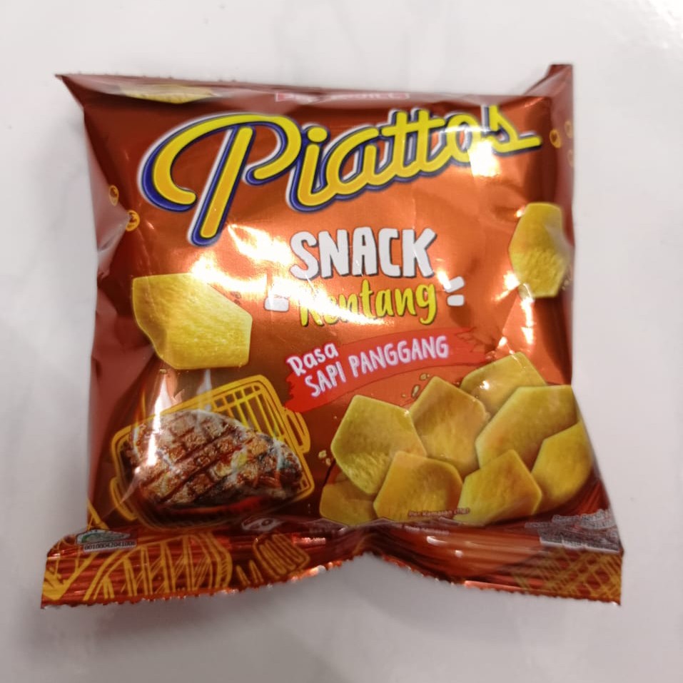 PIATTOS SNACK KENTANG SAPI PANGGANG  12 GR