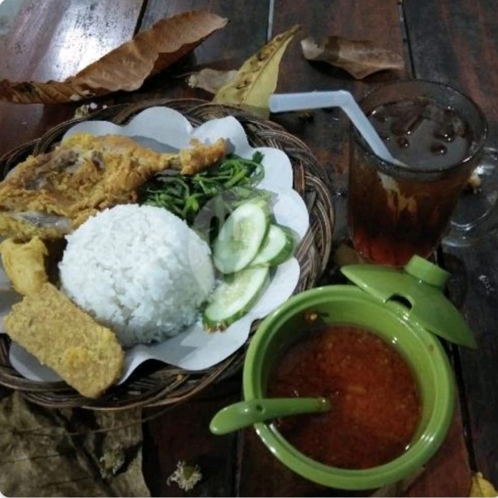 Paket 1 Ayam Geprok Ibu