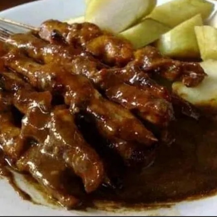 Paket 1 Sate Ayam Lontong Dan Es Teh 