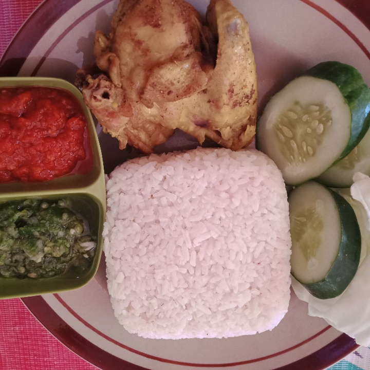 Paket A Ayam Goreng