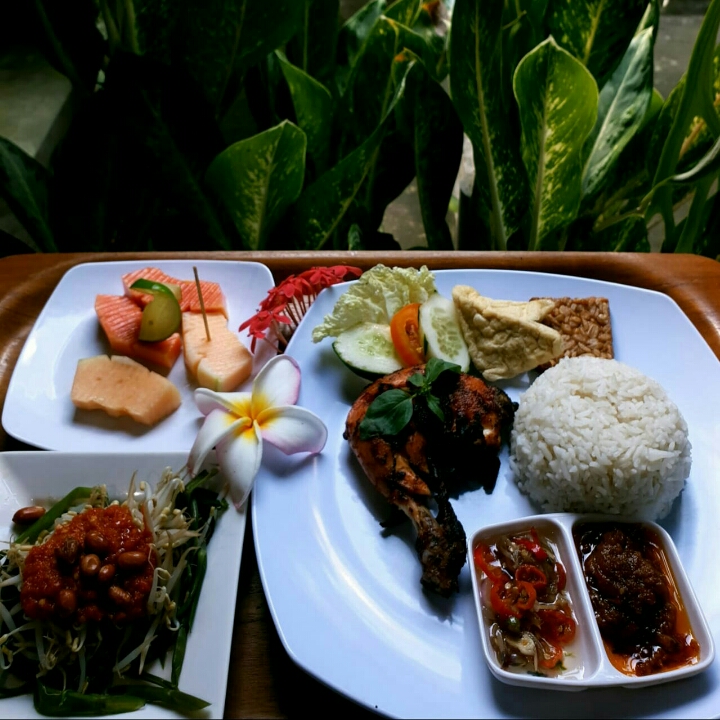 Paket Ayam Bakar Atau Goreng