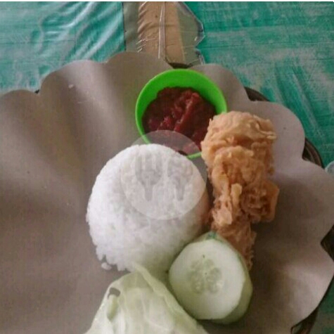 Paket Ayam Fried Chicken