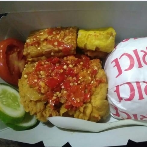 Paket Ayam Geprek Sambal Taichan