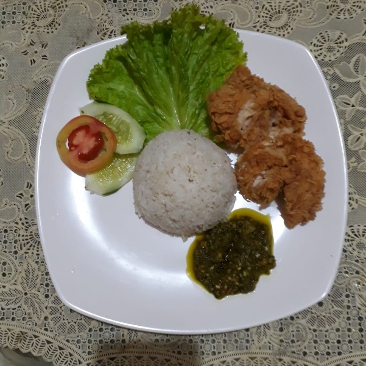 Paket Ayam Geprek Cabe Ijo