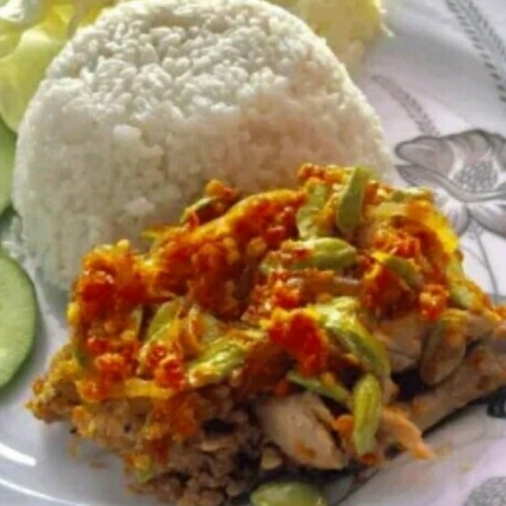 Paket Ayam Geprek Sambal Pete