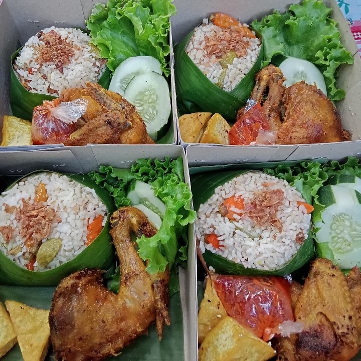 Paket Ayam Goreng Nasi Liwet