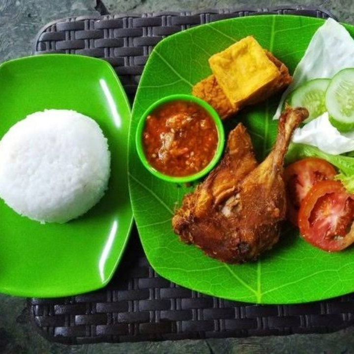 Paket Ayam Goreng Tahu Tempe