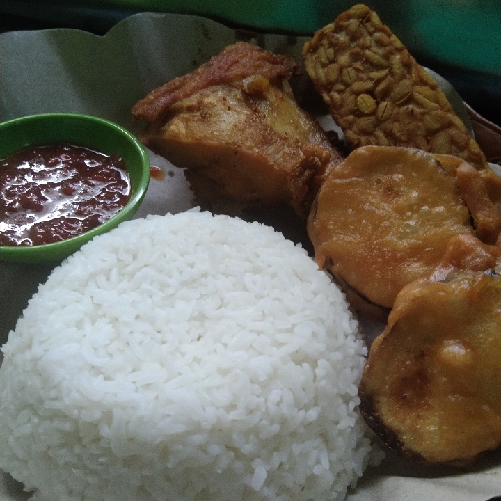 Paket Ayam Penyet