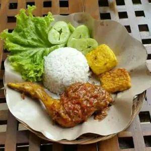 Paket Ayam Penyet