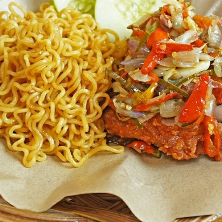 Paket Bensu Sambel Matah Mie