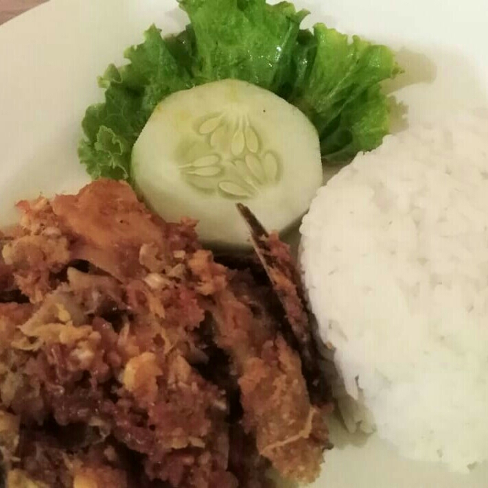 Paket Geprek Sambalado